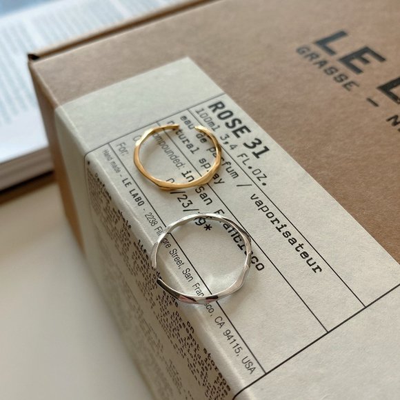 18K Goldplated Thin Minimalist Rings - Picture 4 of 9